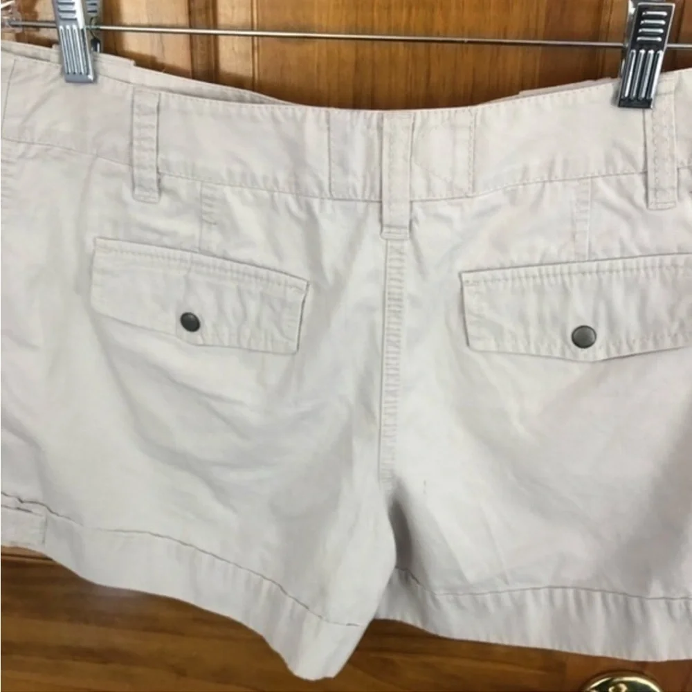 Loft Ann Taylor Cream Colored Grommet Shorts